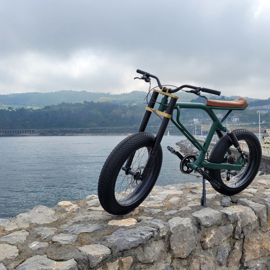 le-cafe-racer-vert_web