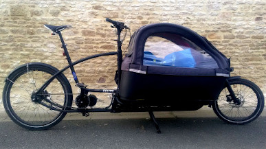 Vélo cargo Douze électrique velocargo2